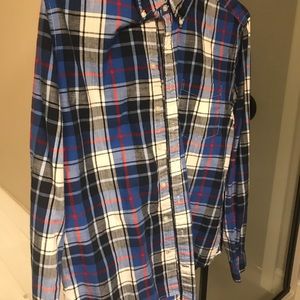 🎀Men’s Gap shirt